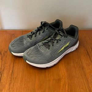 Altra Rivera running shoes